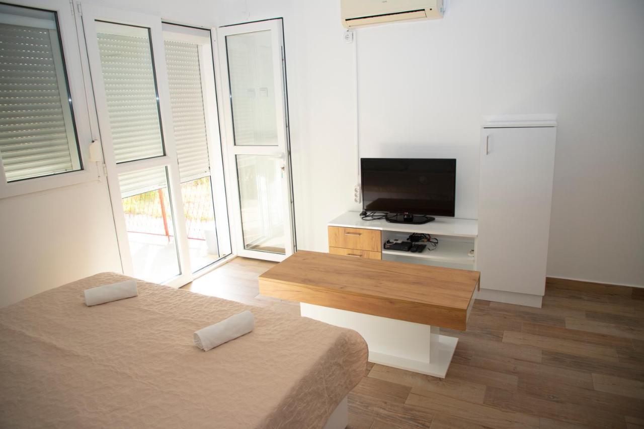4 Becic Apartment