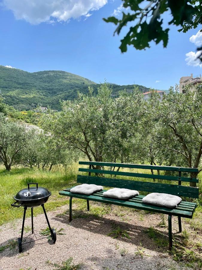 4 Becic Apartment *